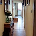 Abuhardillado En Pueblo Asturiano
