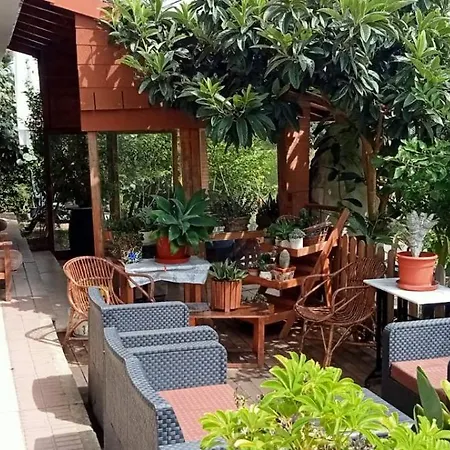 Апартаменты Abuhardillado En Pueblo Asturiano Сантьянес