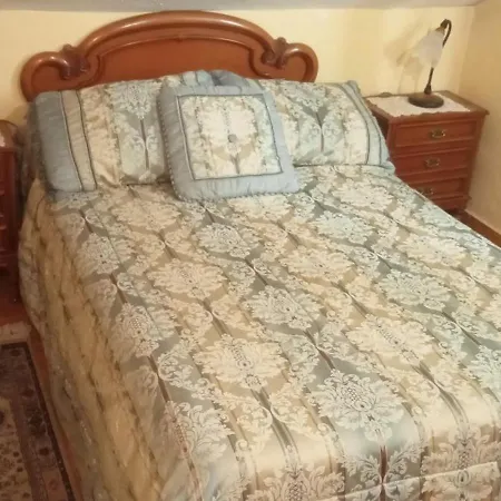 Apartmán Abuhardillado En Pueblo Asturiano *